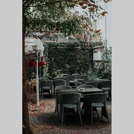 Hotel Crystal Reims Chambre 3 Personnes Appartement Reims